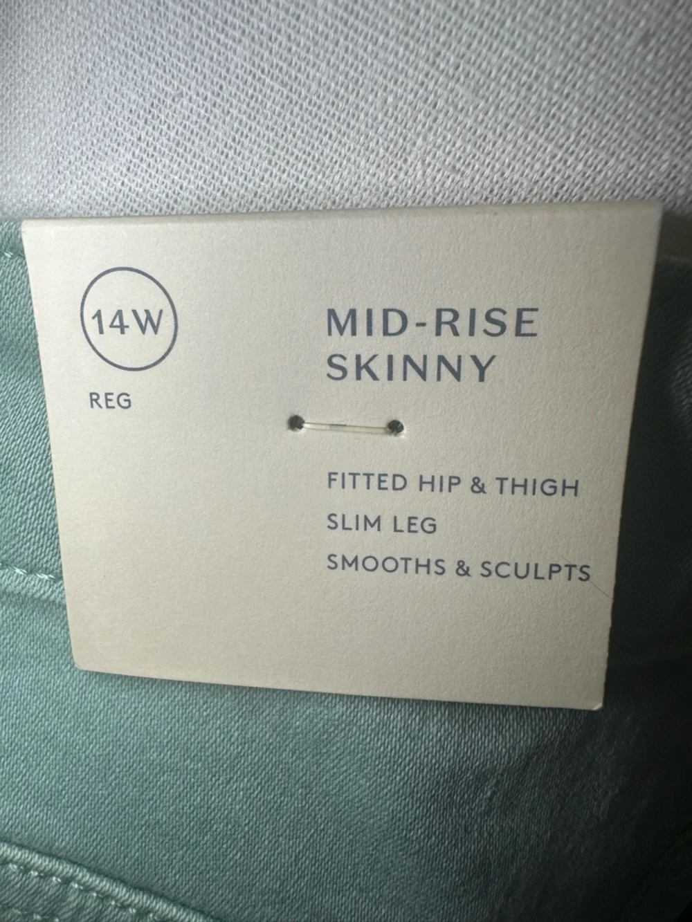 Universal Thread Mint Green Ankle Slim Jeans NWT - Picture 3 of 12